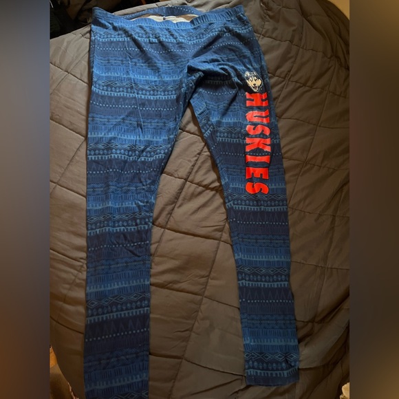 Pants - UConn Huskies Blue Leggings